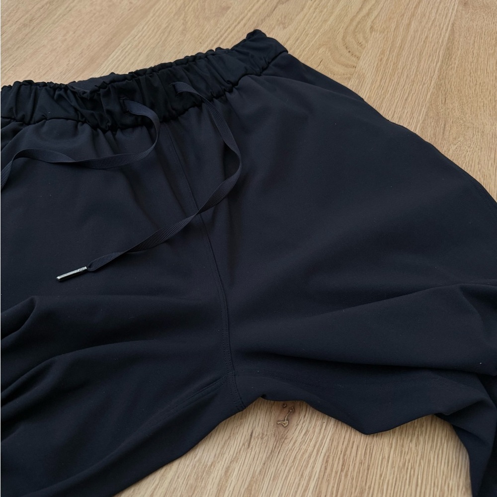 Lululemon Keep Moving Pant Black Size 2 - Picture 11 of 13